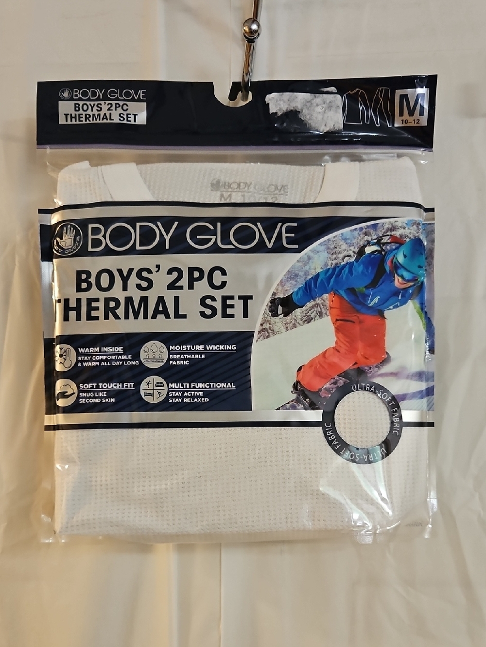BODY GLOVE BOYS 2 PIECE THERMAL SET: NEW IN PACKAGE: SIZE M